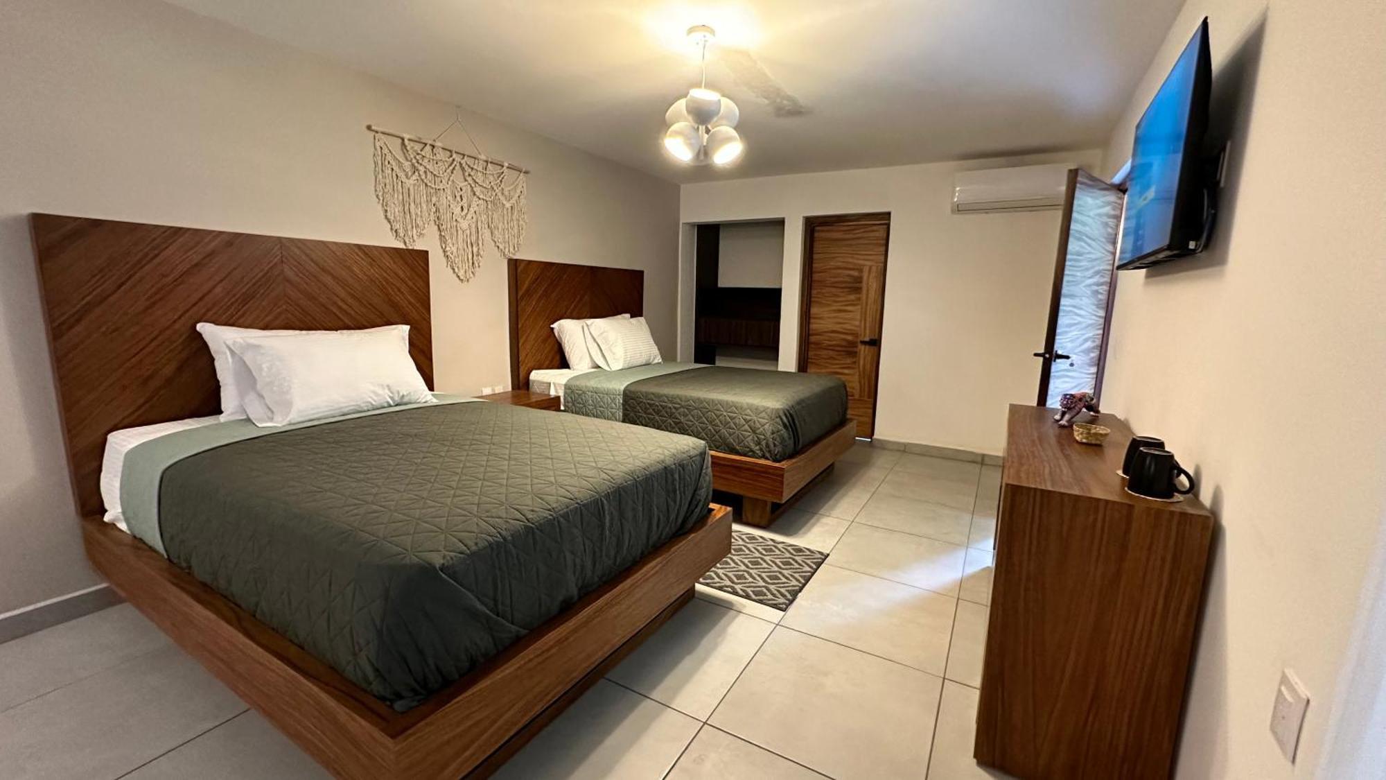 Hotel Boutique Villa Escondida, A Pasos De Lo Mejor En Tlaquepaque Εξωτερικό φωτογραφία